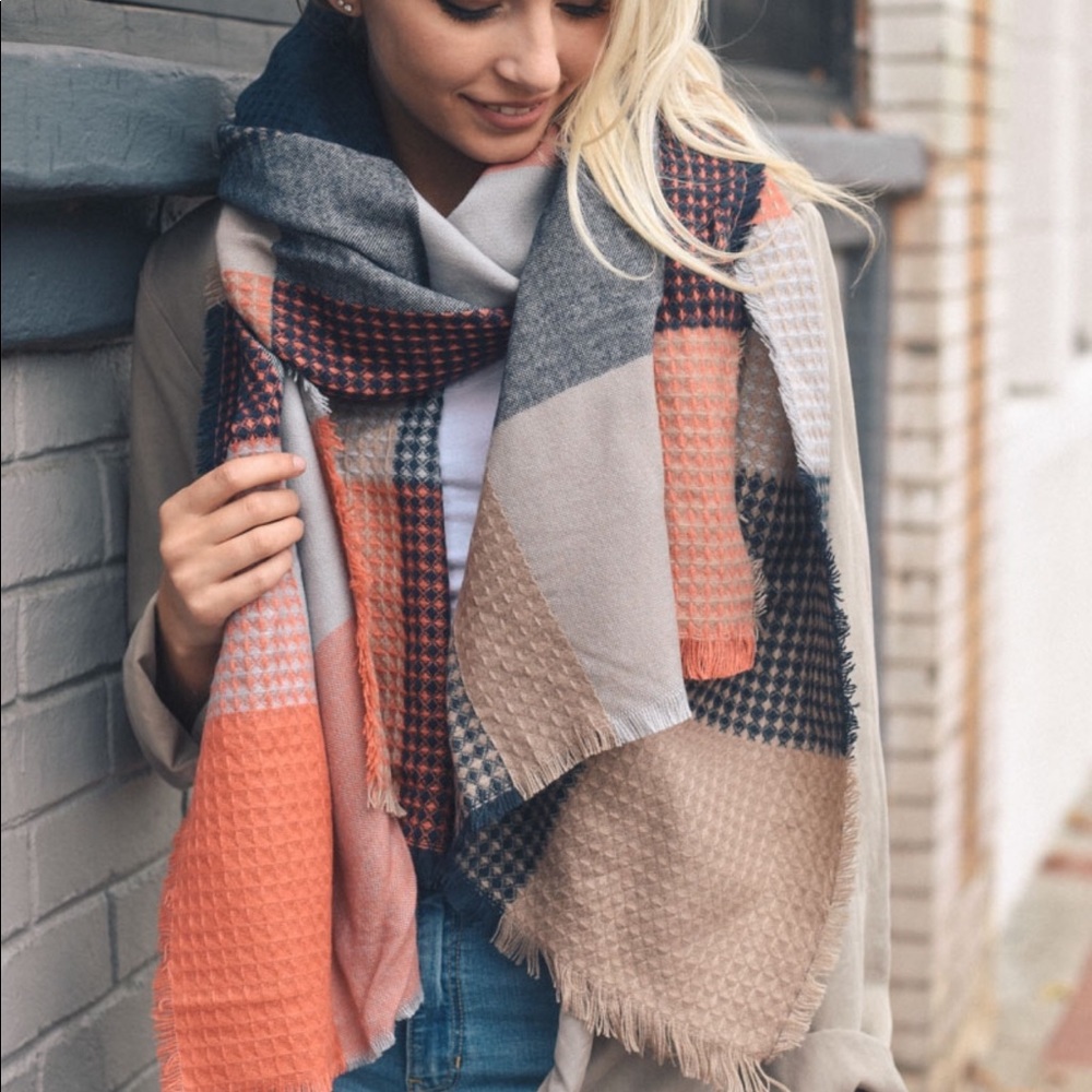 Cozy scarf in beautiful fall color combo 🍂🌝